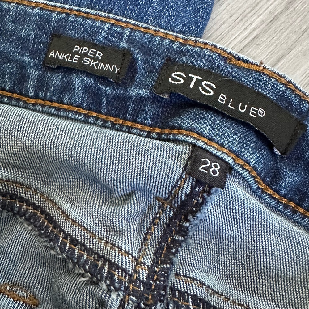 STS Blue Piper Skinny Ankle Jeans Size 28 Women's Pearl Embellishment Distressed - Picture 4 of 8
